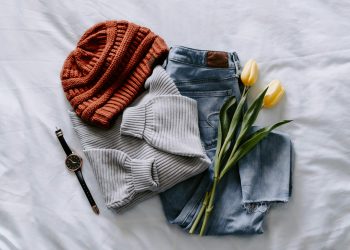 orange knit cap